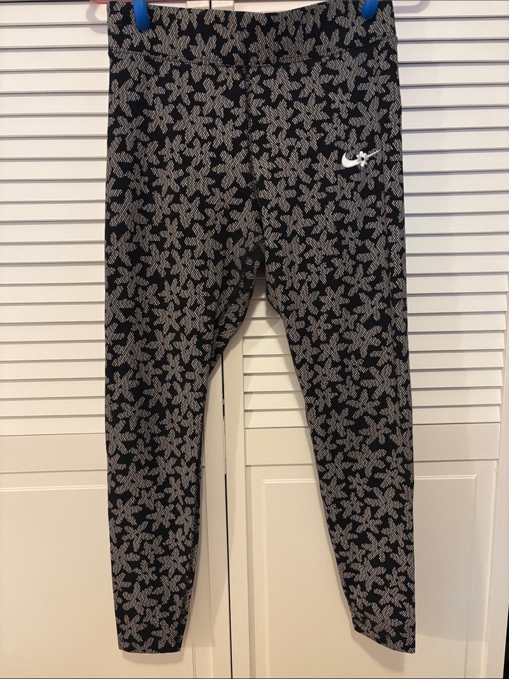 Nike Black & White Geometric Print Leggings